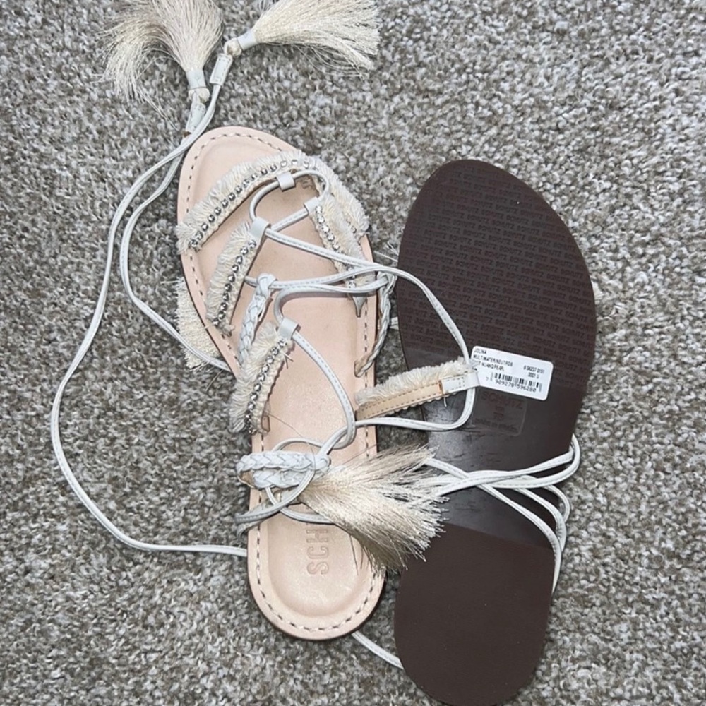 Schutz Jolina Sandal. Size 7